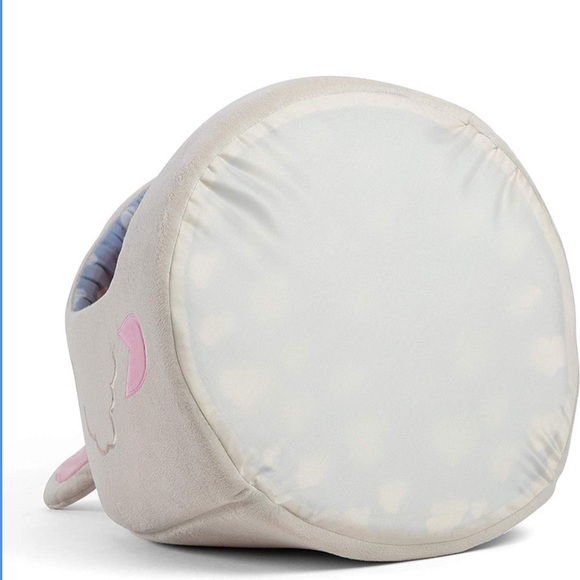 NWT Small Pet Bed (hut) - Picture 6 of 14